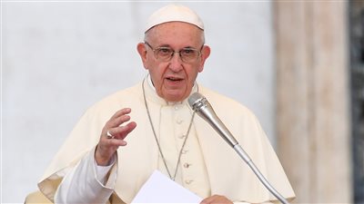 البابا فرنسيس يغادر العراق بعد زيارة تاريخية