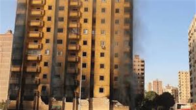 متى يعود السكان المجاورة لعقار الهرم المحترق إلى منازلهم بعد نسفه بالديناميت؟