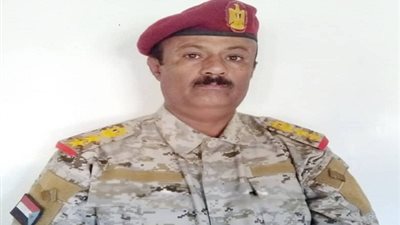 قائد عسكري لـ