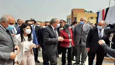 وزيرا التموين والتعاون الدولي يفتتحون المركز الإقليمي لتكنولوجيا تخزين وتداول الحبوب 