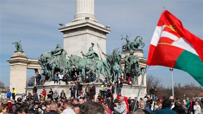 احتجاجات مناهضة للإغلاق في هنجاريا