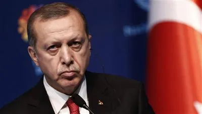 4 أسباب وراء طموحات الإمبراطور العثماني لتعديل الدستور