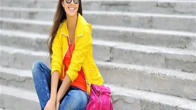 موضة صيف 2021.. إليكِ 5 ألوان أساسية لدولابك