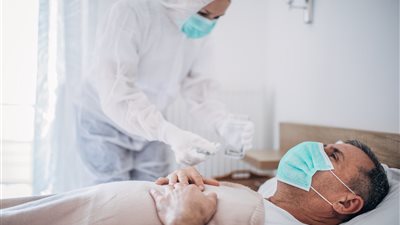 عادات غذائية تضر بصحتك أثناء فترة العزل المنزلي.. اعرفها