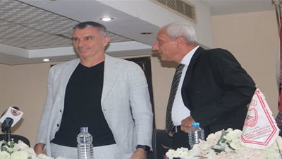 فرجاني يقترب من الرحيل.. كارتيرون يطلب استعادة نجم الزمالك