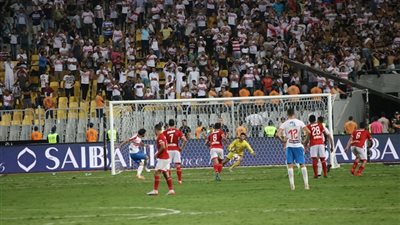 حقيقة غياب نجم الأهلي عن موقعة الزمالك