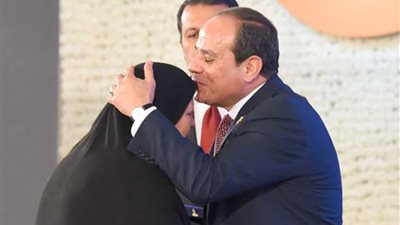 تكريماً لها.. برلمانيون يثمنون قرارات السيسي لدعم المرأة: خطوة تضاف لإنجازات الرئيس