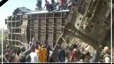 نقابة الأطباء تنعي شهداء حادث قطاري سوهاج