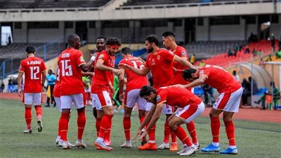 صدمة في الأهلي.. الكشف عن مدة غياب نجم الأحمر النهائية عن الملاعب