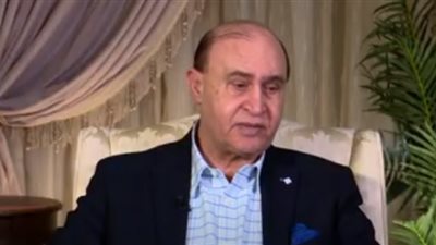 مهاب مميش: مشروع قناة السويس الجديدة أوقفت مشروعات لقنوات جديدة بالمنطقة 