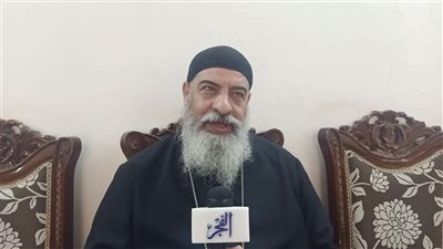 راعي الكنيسة الكاثوليكية بالبحر الأحمر ينعي شهداء حادث قطاري سوهاج