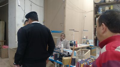 فك الشمع وفتحه مجددا.. مفاجأة بشأن مصنع ملابس بعقار جسر السويس المُنهار