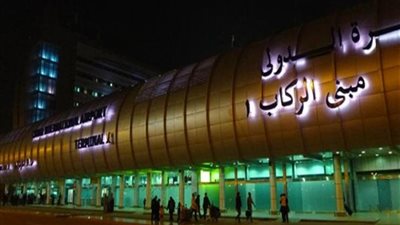 عاجل.. الحكومة تكشف حقيقة اندلاع حريق هائل بمطار القاهرة