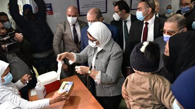 وزيرة الصحة تطلق الحملة القومية الثانية للتطعيم ضد شلل الأطفال بالمجان