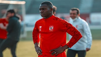 موعد وصول نجم الأهلي للقاهرة بعد مشاركته مع منتخب مالي