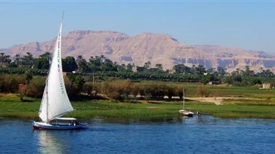 بعد موافقة النواب.. تعرف على حدود حرم نهر النيل في قانون الموارد المائية والري (انفوجراف)