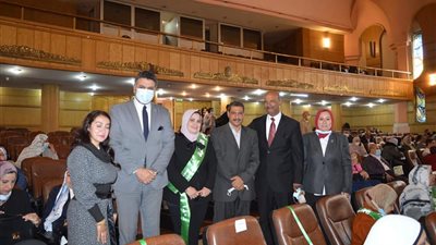 مديرة في متحف الفن الإسلامي تحصل على لقب الأم المثالية لـ2021 