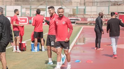 الأهلي يختتم تدريباته قبل السفر إلى السودان استعدادا لمباراة المريخ