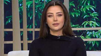 رضوى الشربيني ترتدي الأسود وتبكي على الهواء فى أول ظهور بعد وفاة والدتها (فيديو)