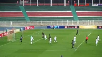 عاجل - الزمالك يضرب شباك مولودية الجزائر بالهدف الأول (فيديو)