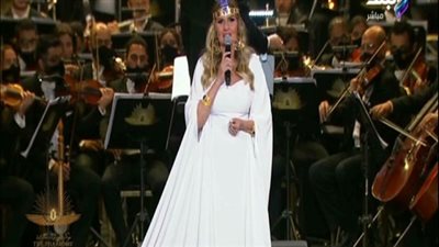 يسرا عن مشاركتها في نقل المومياوات الملكية: 