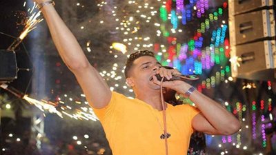 حسن شاكوش يخالف القانون.. هاشتاج يشعل 