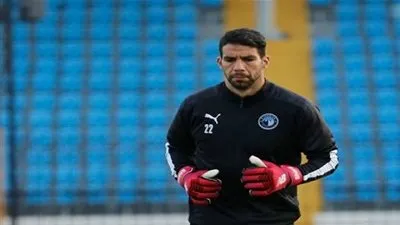 مدرب حراس الأهلي السابق يوجه رسالة قوية إلى 