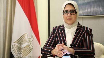 وزيرة الصحة تعلن بدء تطعيم العاملين في هذه الجهات بلقاح كورونا (فيديو)