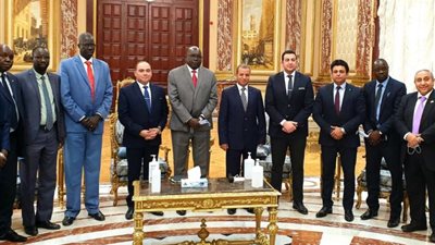 وفد قضائي من دولة جنوب السودان يزور مجلسي النواب والشيوخ (صور)