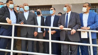   وزير النقل خلال زيارته الشرقية: راهنت على وعي الشعب المصري لتطوير السكك الحديد