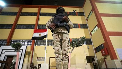 أوغندا توقع اتفاقية أمنية بشأن تبادل المعلومات العسكرية مع مصر