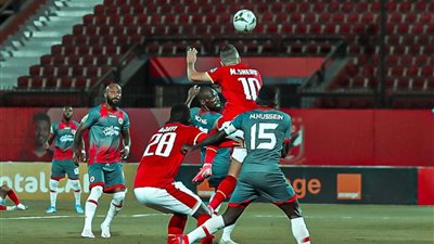 عاجل.. إصابة قوية تضرب نجم الأهلي 