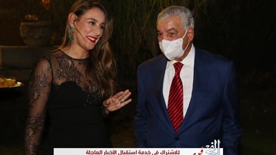 بحضور زاهي حواس وسفراء وفنانين.. نادين عبدالغفار تتقلد وسام فارس الفنون والأدب من فرنسا