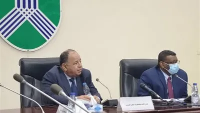 وزير المالية اثناء لقائه بوالى الخرطوم: الاستثمار فى البنية التحتية من أهم دعائم الإصلاح الاقتصادى 