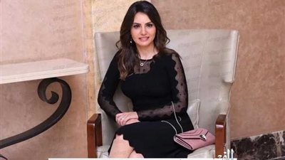 دينا فؤاد تفاجىء الجمهور بشخصيتها فى 