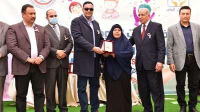 محافظ الدقهلية يشارك في فعاليات اليوم العالمي للتوحد.. ويؤكد: تحية لكل أسرة لديها قصة كفاح