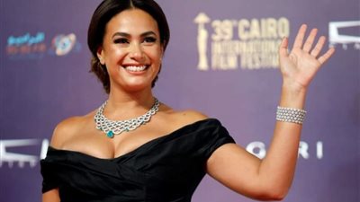 هند صبري تكشف عن مفاجآت جديدة في مسلسل 