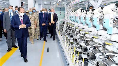 أكبر مصنع في العالم.. كيف تتطور مصر صناعة الغزل والنسيج؟