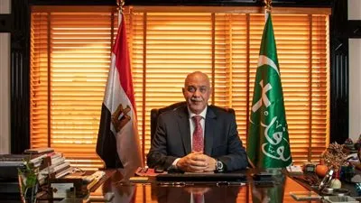 برلماني يحذر من تخزين أدوية المناعة: مؤشرات الموجة الجديدة لـ