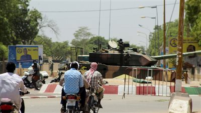 بعد قتلهم الرئيس ديبي.. المتمردون يرفضون حكم المجلس الانتقالي