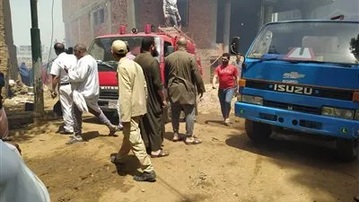 السيطرة على حريق في منزلين بطوخ دون خسائر (صور)