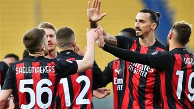 قائمة ميلان لمواجهة ساسولو تشهد غياب إبراهيموفيتش 