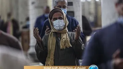 صلاة التراويح من داخل مسجد عمرو بن العاص بالقاهرة (صور)