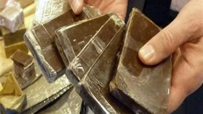 اليونان تعلن ضبط 4 أطنان حشيش مهربة من لبنان