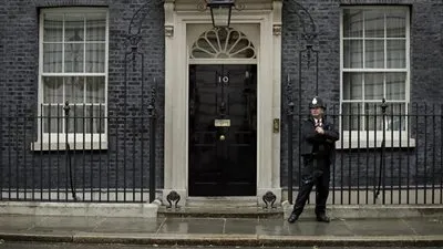 استقالة مبعوث 