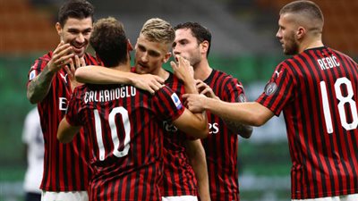 يوفنتوس يخطط لتوجيه ضربة موجعة إلى ميلان