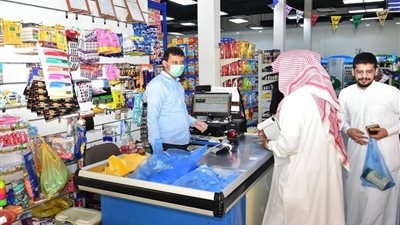 إنفاق المستهلكين عبر نقاط البيع يسجل انخفاضاً للأسبوع الثالث