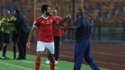 موسيماني يطالب الأهلي بضم هذا اللاعب