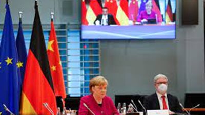 ميركل تضغط على الصين لإجراء مناقشات أوسع حول قضايا حقوق الإنسان