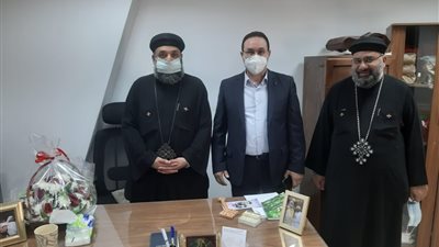 رئيس جهاز الشروق  يزور كنيسة العذراء بالمدينة للتهنئة بعيد القيامة المجيد